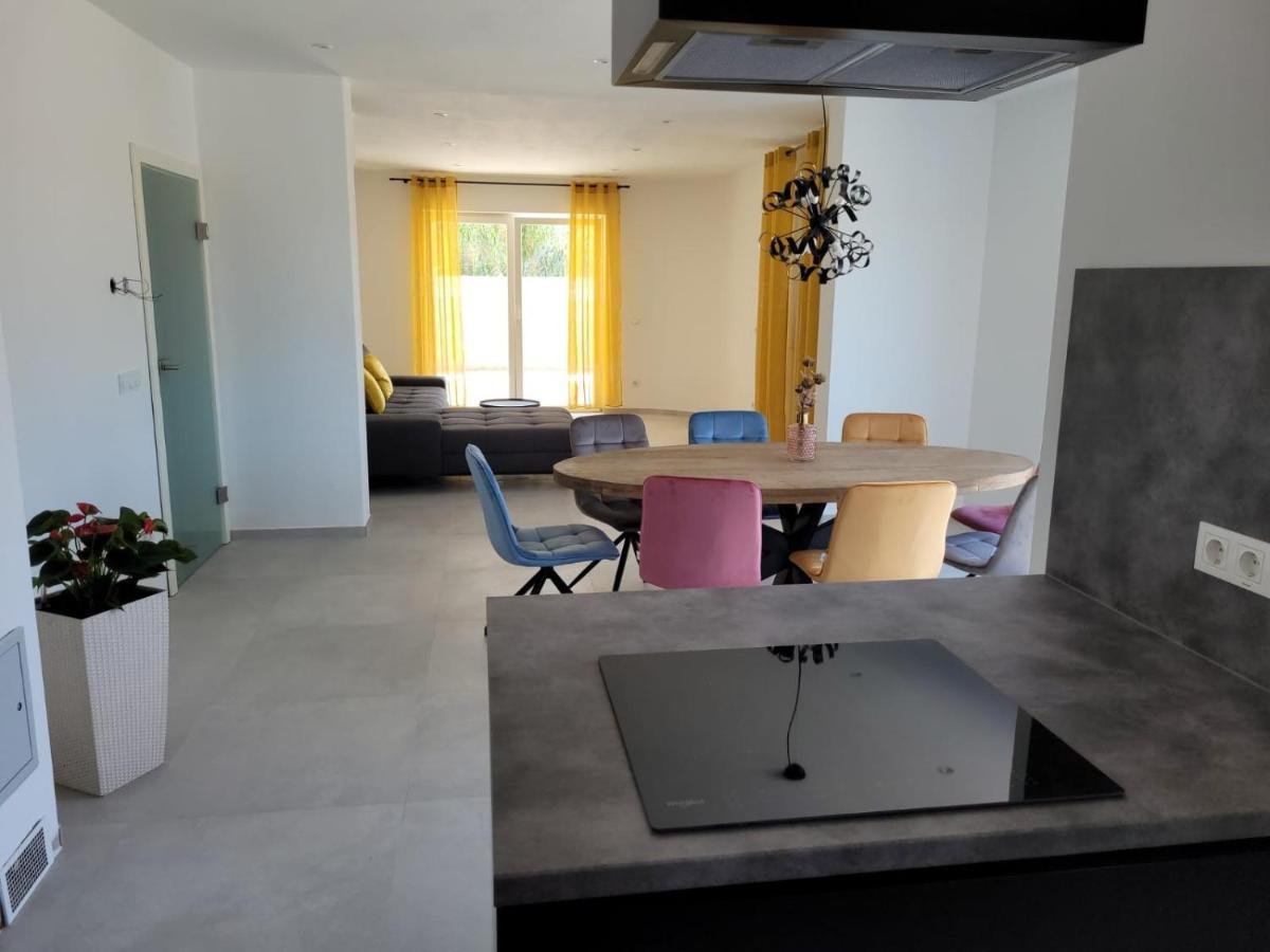 比比涅Haus Dalmatia With Heated Pool公寓 外观 照片