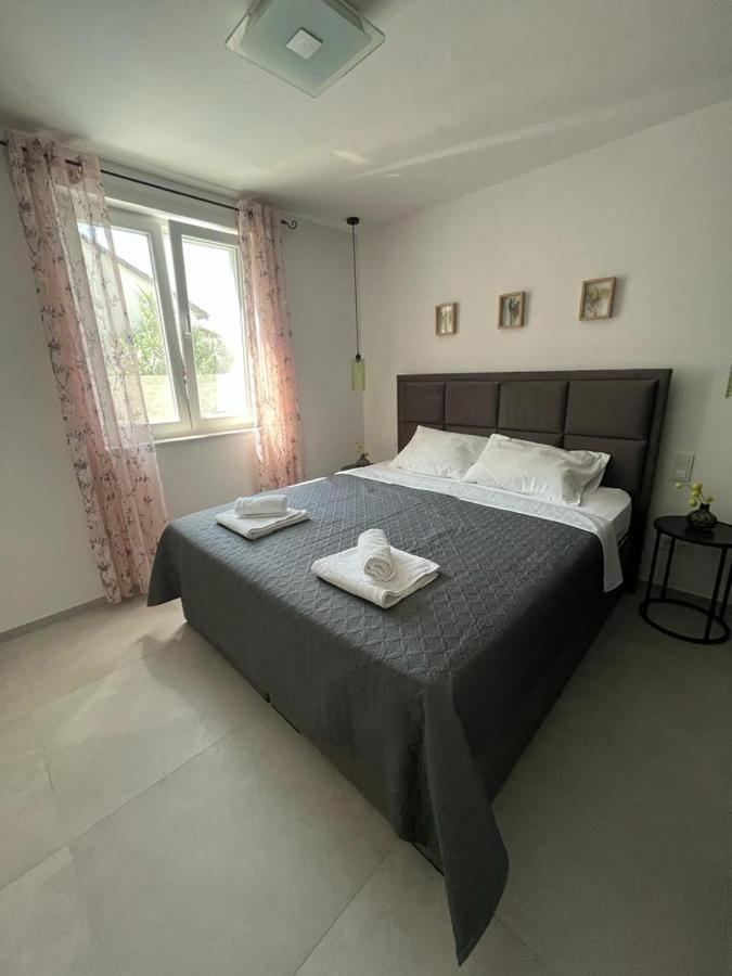 比比涅Haus Dalmatia With Heated Pool公寓 外观 照片