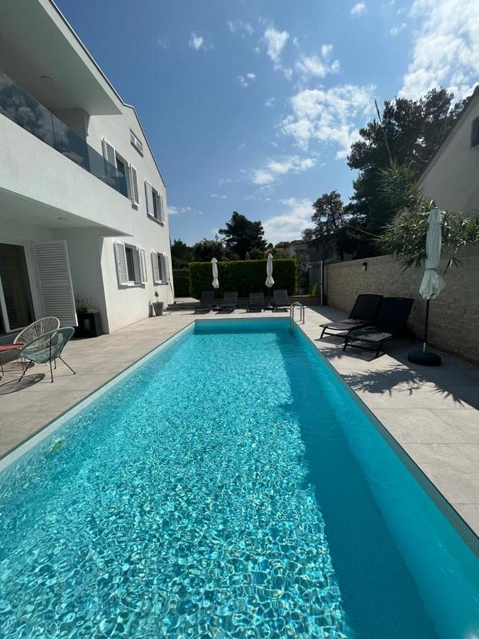比比涅Haus Dalmatia With Heated Pool公寓 外观 照片